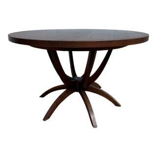 1940s Chet Beardsley Mid-Century Modern Round Walnut Dining Table, Sculptural Pedestal Base For Sale