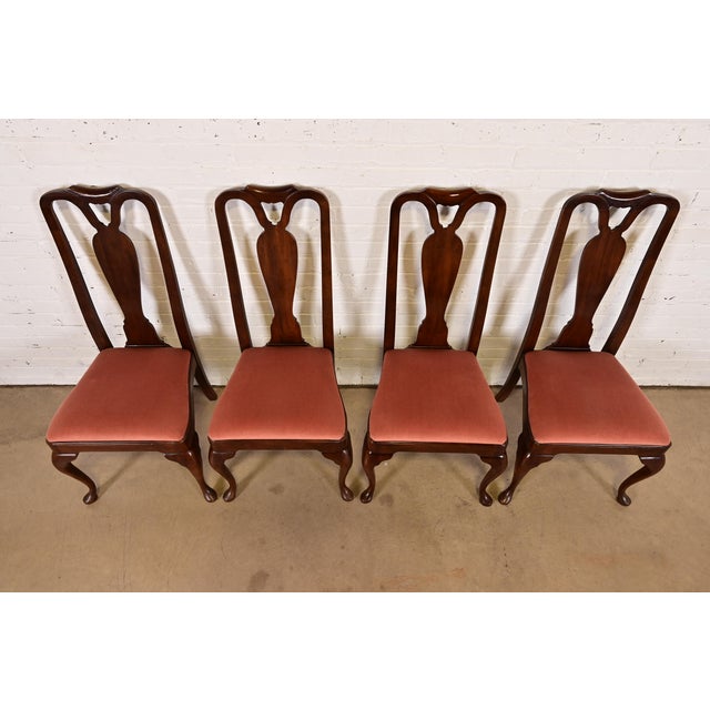1980s Henredon Queen Anne Solid Mahogany Side Chairs or Dining Chairs, Set of Four For Sale - Image 5 of 12