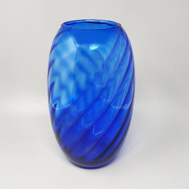 Mid-Century Modern Large Blue Vase by Ind. Vetraria Valdarnese, Italy, 1970s For Sale - Image 3 of 7