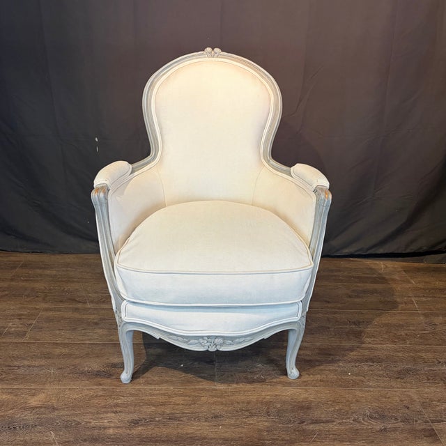 French Antique French Louis XV Painted Bergère Armchairs With New Upholstery -a Pair For Sale - Image 3 of 13