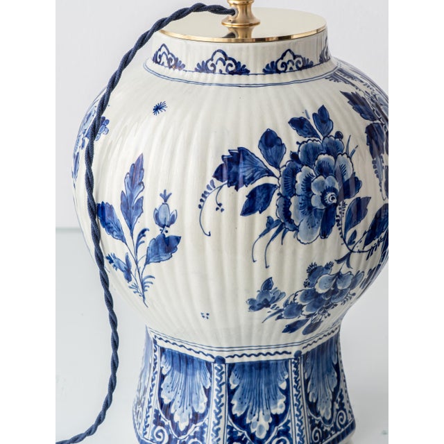 Blue Large Blue and White Hand-Painted Table Lamp with New Terracotta Silk Lampshade from Royal Delft, 1948 For Sale - Image 8 of 16