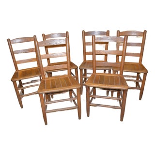 Vintage Set X 6 English Oak Tavern Slatted / Shaped Seat Ladder Back Dining Chairs For Sale