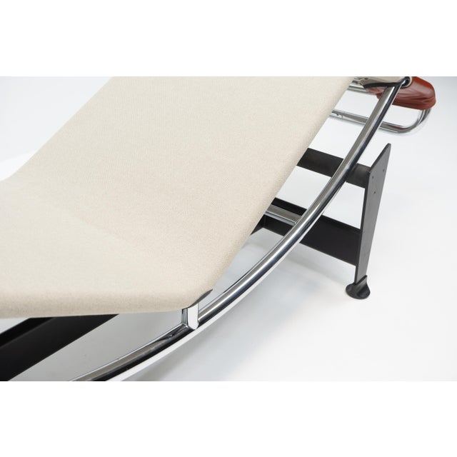 Canvas & Leather LC4 Chaise Lounge by Le Corbusier for Cassina, 1980s For Sale - Image 11 of 16