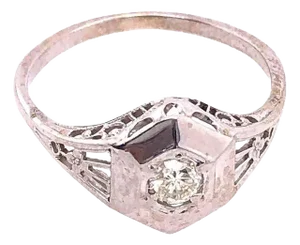 14 Karat White Gold Contemporary Ring With Round Diamond