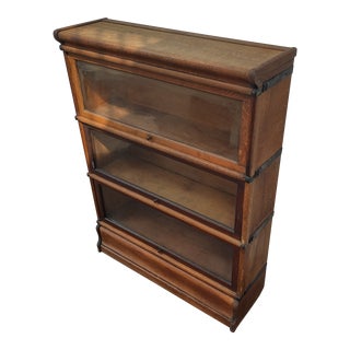 Early 20th Century 3 Section Oak Globe Wernicke Stacking Bookcase For Sale