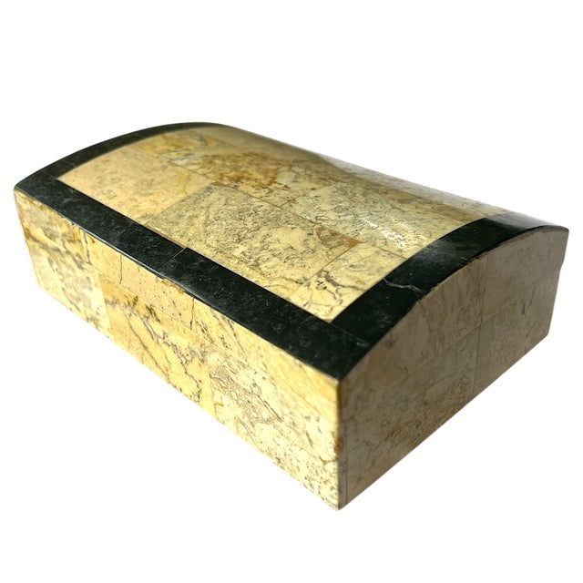 1980s Vintage Postmodern Tessellated Cream and Black Stone Box With Domed Lid and Black Marble Inlay For Sale