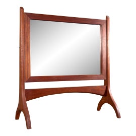 Example of Jens Risom Room Accents and Accessories