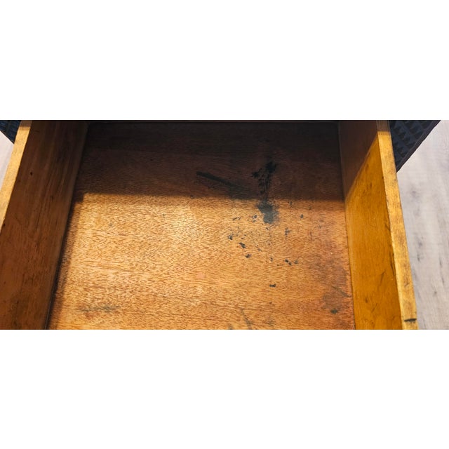 1950s Duncan Phyfe Style Mahogany Nightstand Chairish