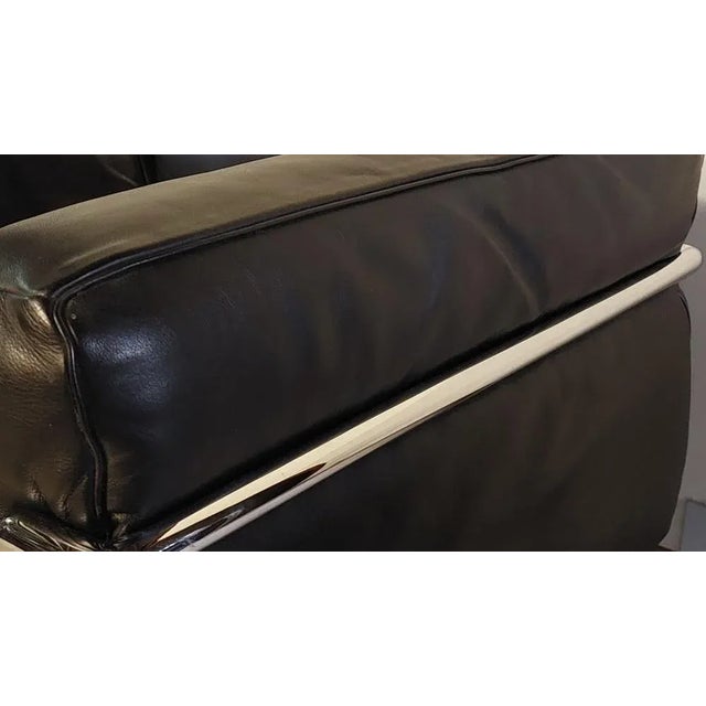 Leather LC2 2-Seater Sofa by Le Corbusier & Pierre Jeanneret for Cassina For Sale - Image 6 of 9