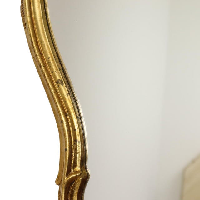 Baroque French Gold-Leaf Gilded Mirror with Crest For Sale - Image 10 of 16