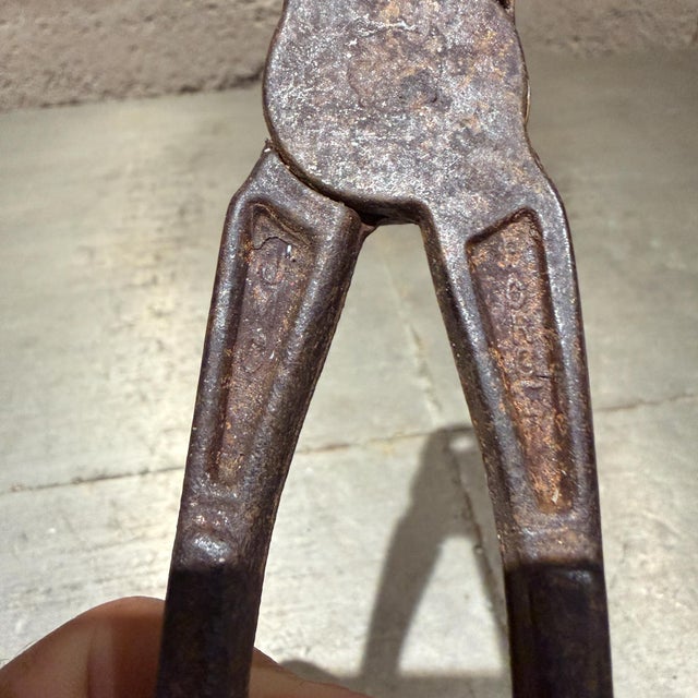Industrial Antique Carpenter's Pincers Eye Hole Gripper Plier Industrial Decor For Sale - Image 3 of 10