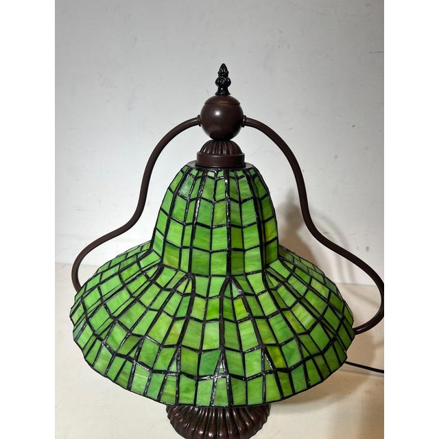 Tiffany Style Table Lamp in Green Stained Glass For Sale - Image 4 of 5