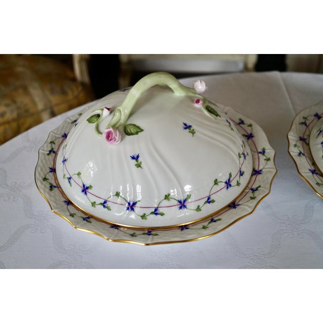 White Blue Garland Vegetables Tureens on Stand with Branch Handle from Herend, 2005, Set of 2 For Sale - Image 8 of 11