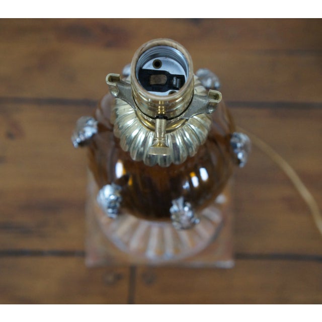 Metal Vintage Mid 20th Century John Richard Neoclassical Chalkware Amber & Gold Glass Vase Lamp For Sale - Image 7 of 13