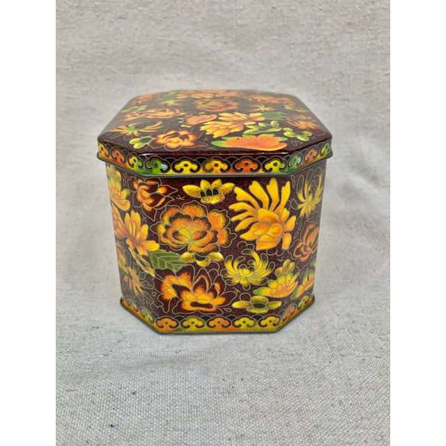 Vintage Floral English Tin For Sale - Image 4 of 8