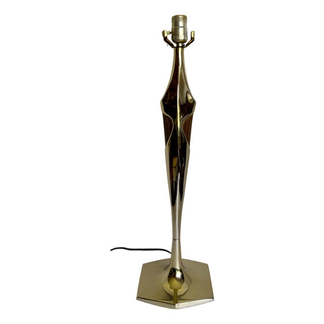 1960s Brass & Walnut Veneer Sculptural Table Lamp Attributed to Laurel Lamp Company For Sale