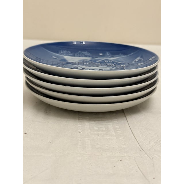 B & G Vintage Blue & White Christmas Plates (5) For Sale - Image 9 of 14