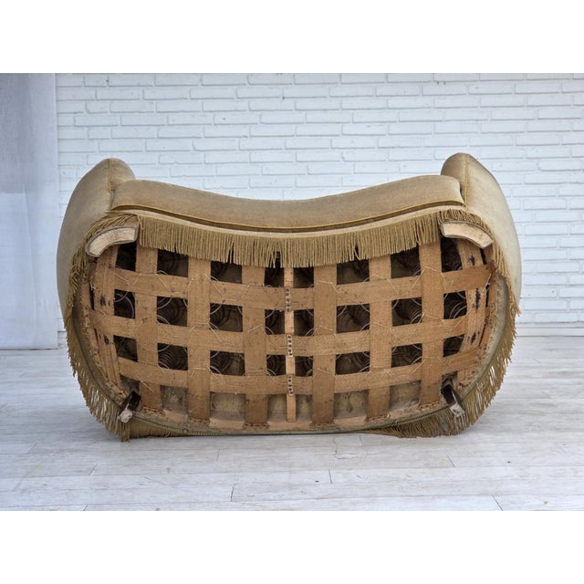 Danish Banana 2-Seater Sofa in Green Velour and Oak, 1960s For Sale - Image 13 of 18