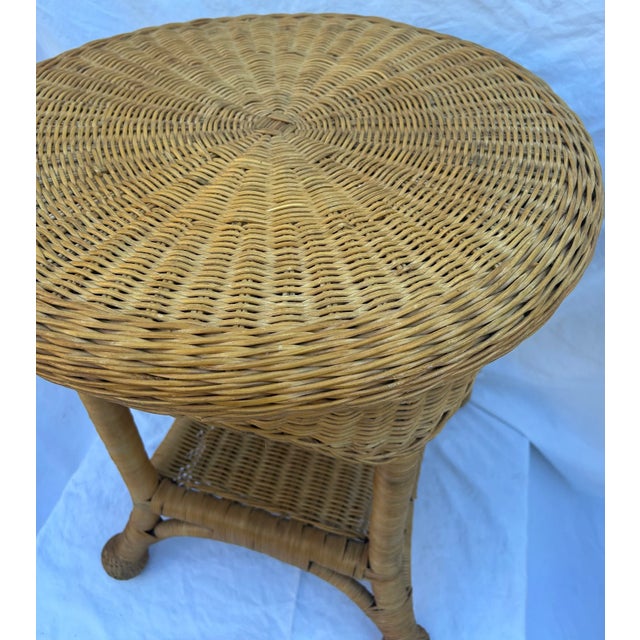 Late 20th Century Natural Rattan Wicker Victorian Two-Tier Side Table For Sale - Image 10 of 11