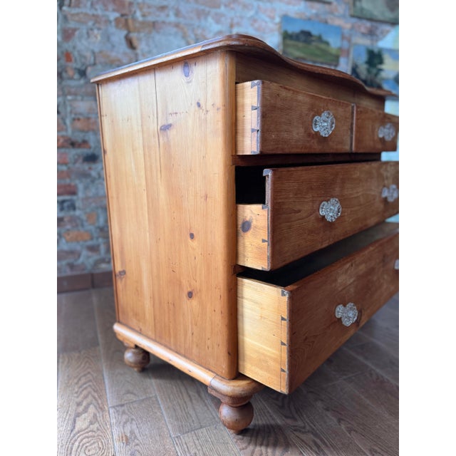 Late 19th Century Antique English Pine Chest of Drawers With Glass Knobs For Sale - Image 5 of 12