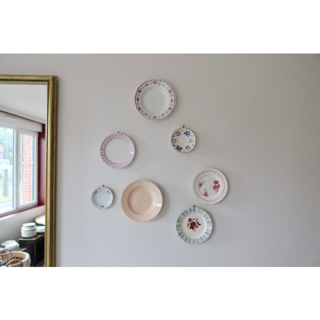Rustic Wall Plates in Pink Earthenware, 1950s, Set of 7 For Sale - Image 3 of 9
