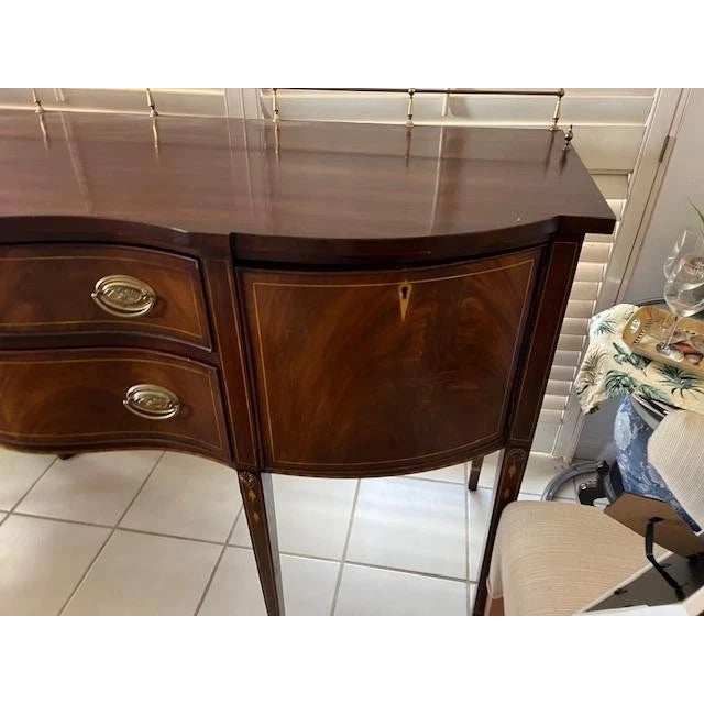1940s 1940s Brass Gallery Mahogany Serpentine Front Federal Sideboard For Sale - Image 5 of 5