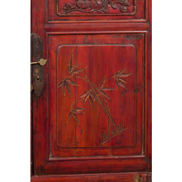 Chinese Red Lacquered Blanket Chest with Gilt Motifs and Guardian Lions For Sale - Image 10 of 12