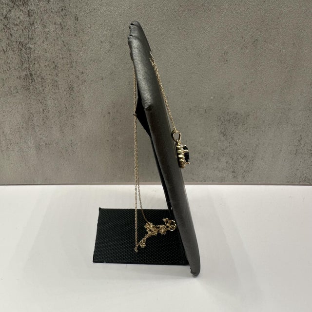 Contemporary Topaz & Diamond Necklace in 10kt Yellow Gold – London Blue, 18in, New For Sale - Image 3 of 5