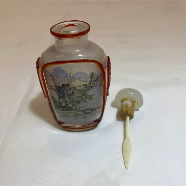 Transparent Vintage Asian Square Reverse Painted Crystal Snuff Bottle With Agate Stopper For Sale - Image 8 of 11