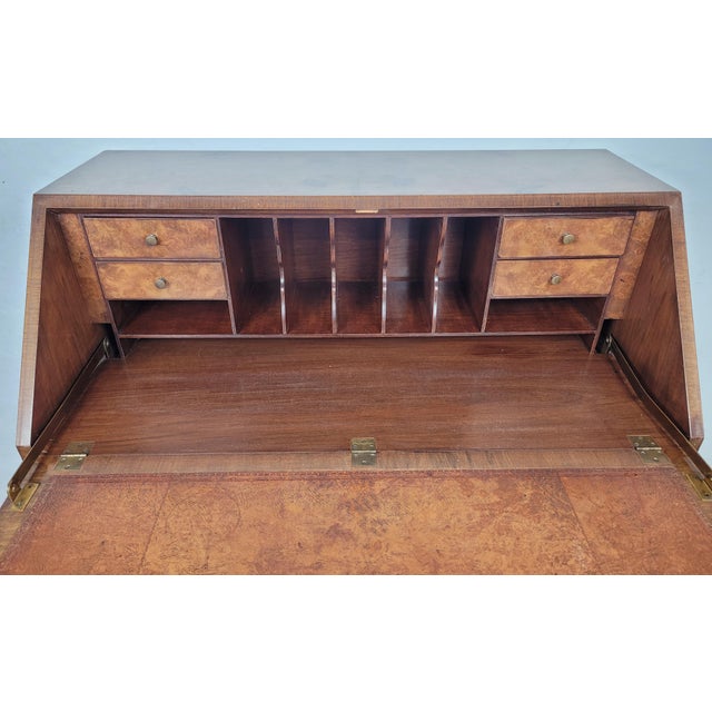 Antique Edwardian Secretary with Drawers in Carved Walnut and Leather, 1910 For Sale - Image 11 of 18