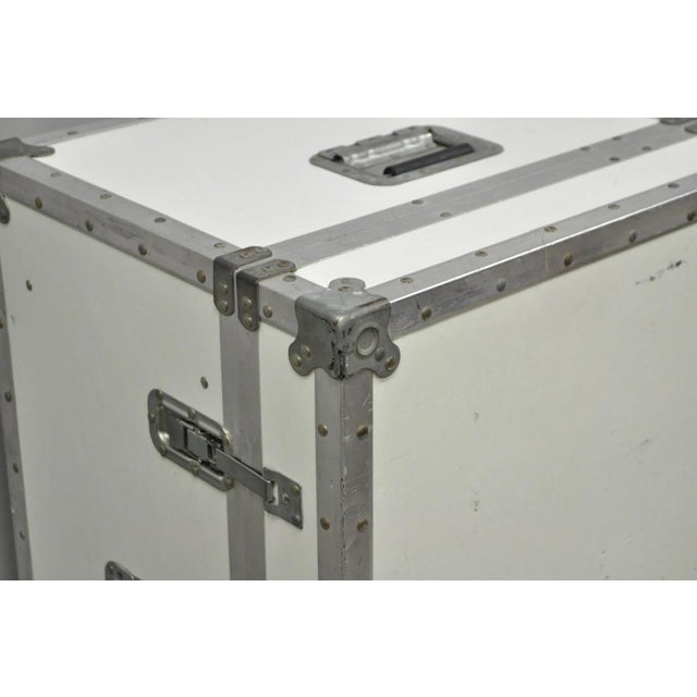 A&j 5 Drawer Road Case Aa79-103 Rolling Production Hard Case Storage Trunk For Sale - Image 9 of 18