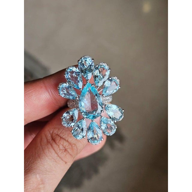 Set in 18k White Gold, 16.20 Carats Aquamarine & Diamond Oversized Cocktail Ring, Size 6 For Sale - Image 13 of 13