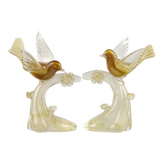Murano Vintage Salviati White Amber Gold Italian Art Glass Birds Centerpiece Sculptures - A Pair For Sale