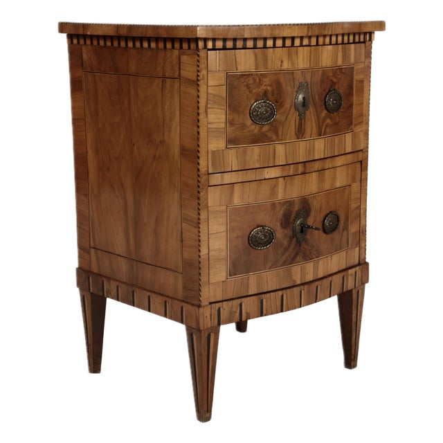 Small Antique Baroque Louis XVI Chest of Drawers in Walnut, 1780 For Sale