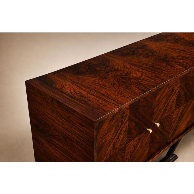 1960s Monumental Brazilian Rosewood Credenza With Geometric Veneer Work by Móveis Teperman, 1950s For Sale - Image 5 of 18