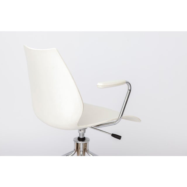 Metal Vintage Maui Swivel Chair by Vico Magistretti for Kartell, 2000s For Sale - Image 7 of 13