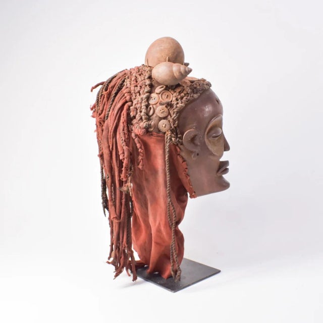 Early 20th Century Early 20th Century Chokwe Mask Mwana Pwo with Headdress For Sale - Image 5 of 6
