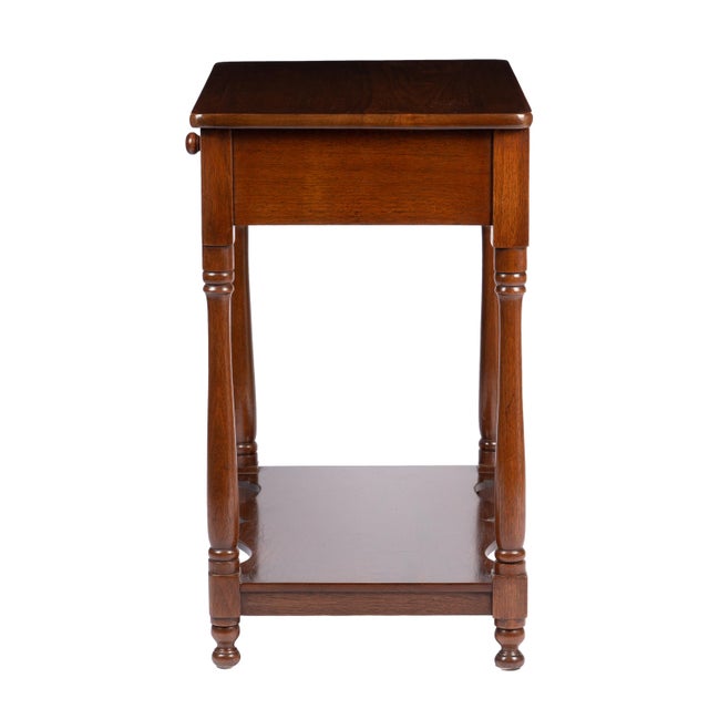 American Delaware Valley Walnut Single-Drawer Stand, 1810-20 For Sale - Image 3 of 15