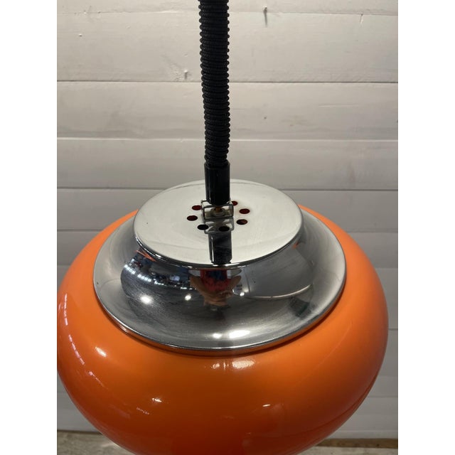 Vintage Space Age Italian UFO Pendant Lamp in Chrome by Guzzini, 1970s For Sale - Image 4 of 6