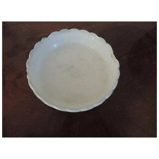 Ceramic Antique 18th / Early 19th Century English George III Staffordshire Pearlware Mochaware Sanded Flower Pot and Under Tray Cachepot For Sale - Image 7 of 10