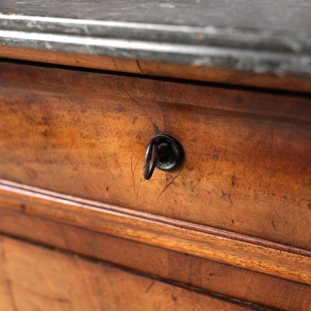 19th Century French Louis Philippe Walnut Chest With Marble Top (A) For Sale - Image 9 of 11