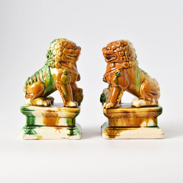 Chinese Sancai Glaze Foo Dog Figurines, 1970s, Set of 2 For Sale - Image 4 of 10