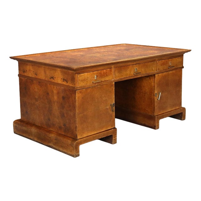 Art Deco Desk in Walnut and Walnut Burl For Sale