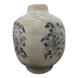Annamese Vietnamese Blue & White Floral Ceramic Square Jarlet Vase For Sale