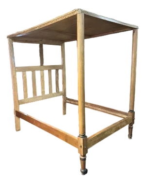 Vintage Four Poster Bed in Cherry