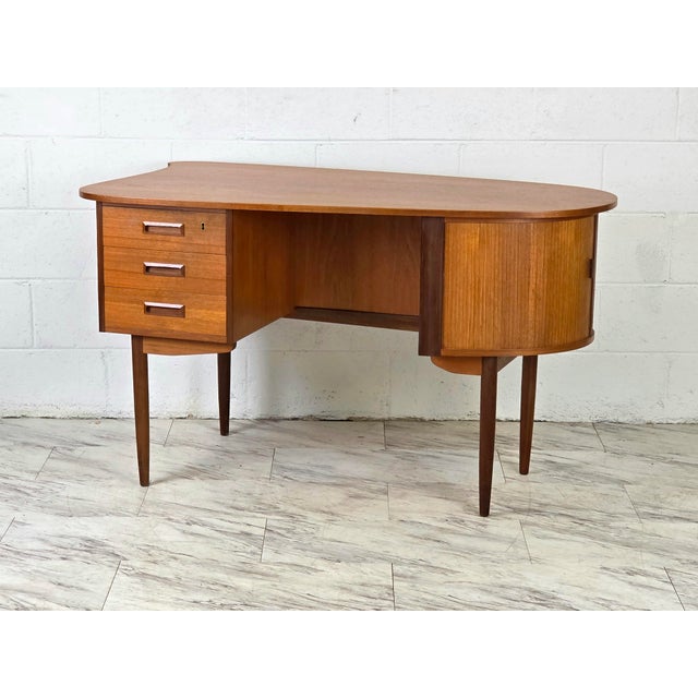 Teak Elliptical Bullet Desk by Kai Kristiansen for Feldballes For Sale In Richmond - Image 6 of 14