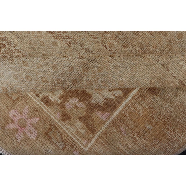 Vintage Oushak Rug in Warm Beige and Golden Tan With Subtle Cream Accents 5'11 X 11'6 For Sale - Image 11 of 12