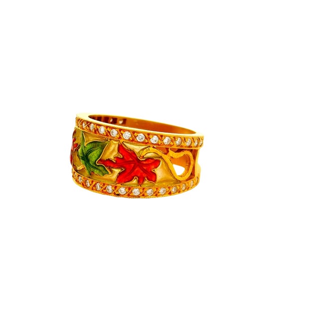 Masriera Diamond 18k Yellow Gold Enamel Leaves Motif Ring, Size 7.25 For Sale - Image 4 of 7