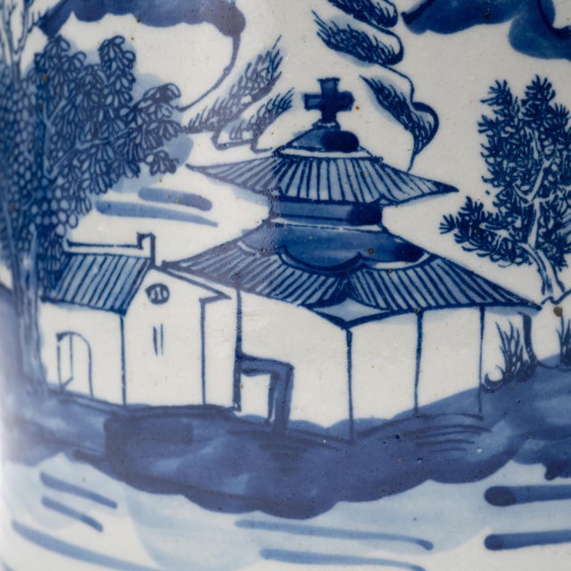 Blue and White Brush Pot with Shan Shui Landscape For Sale In Chicago - Image 6 of 7