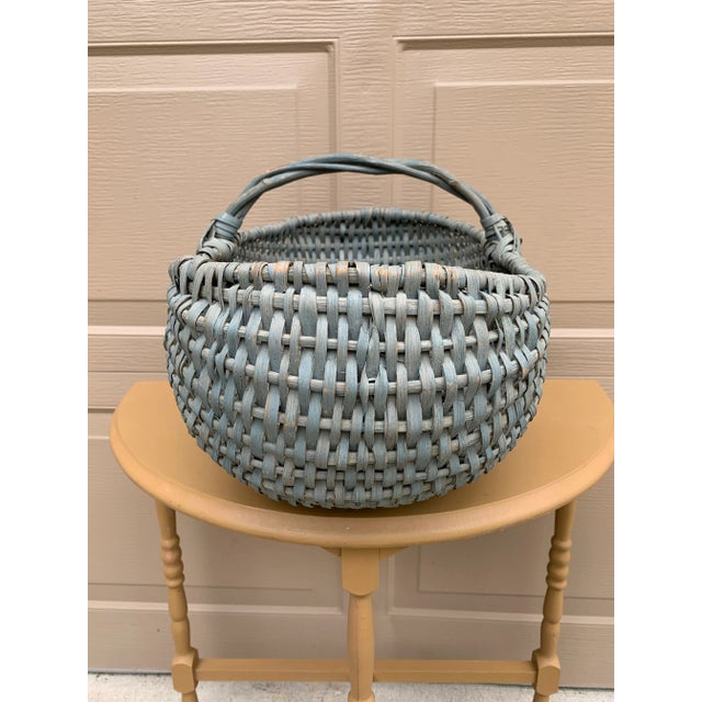 Early 20th Century American Splint Oak Pale Blue Gathering Basket For Sale - Image 10 of 11